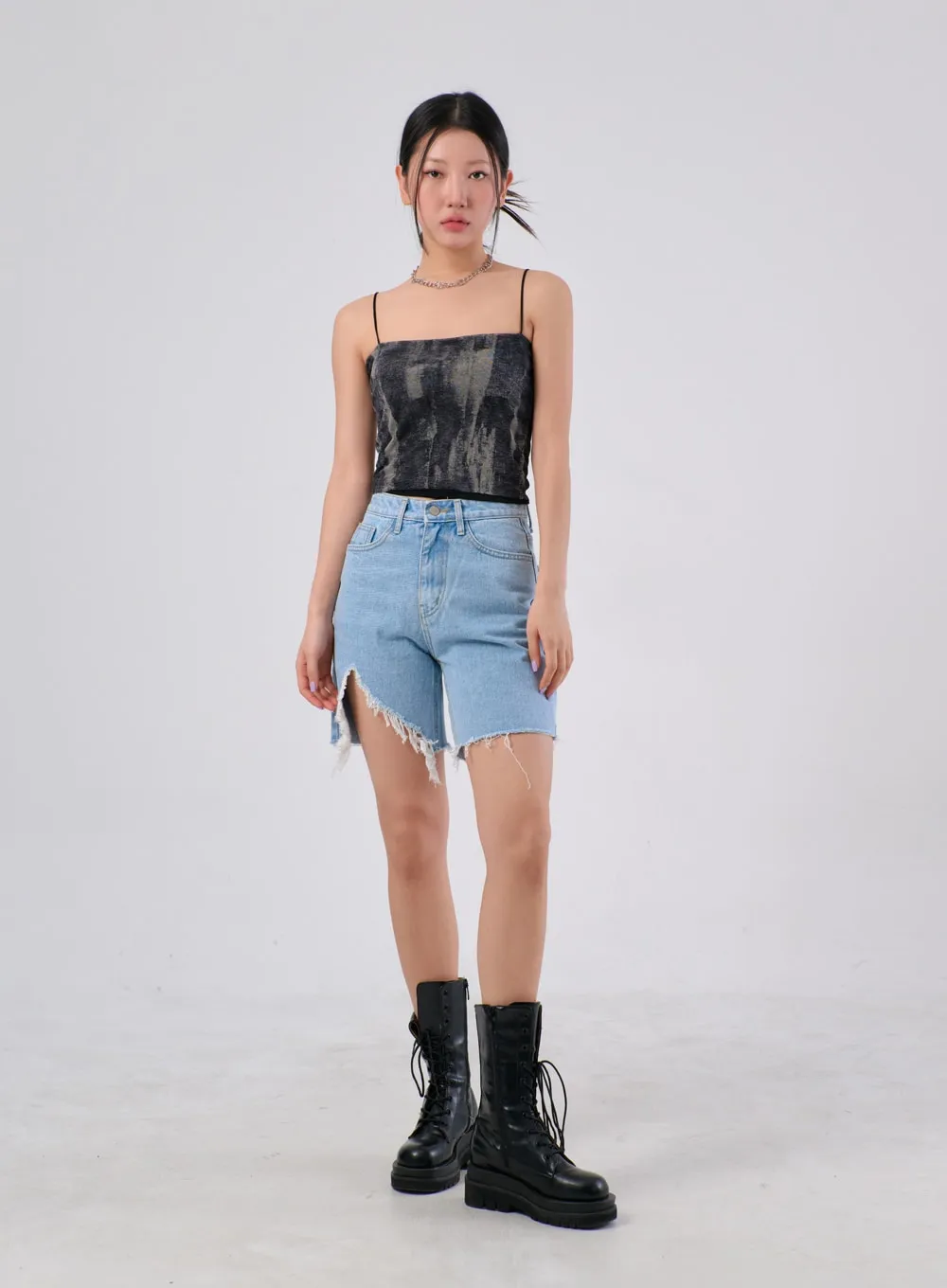 Ripped Denim Bermuda Shorts IA305