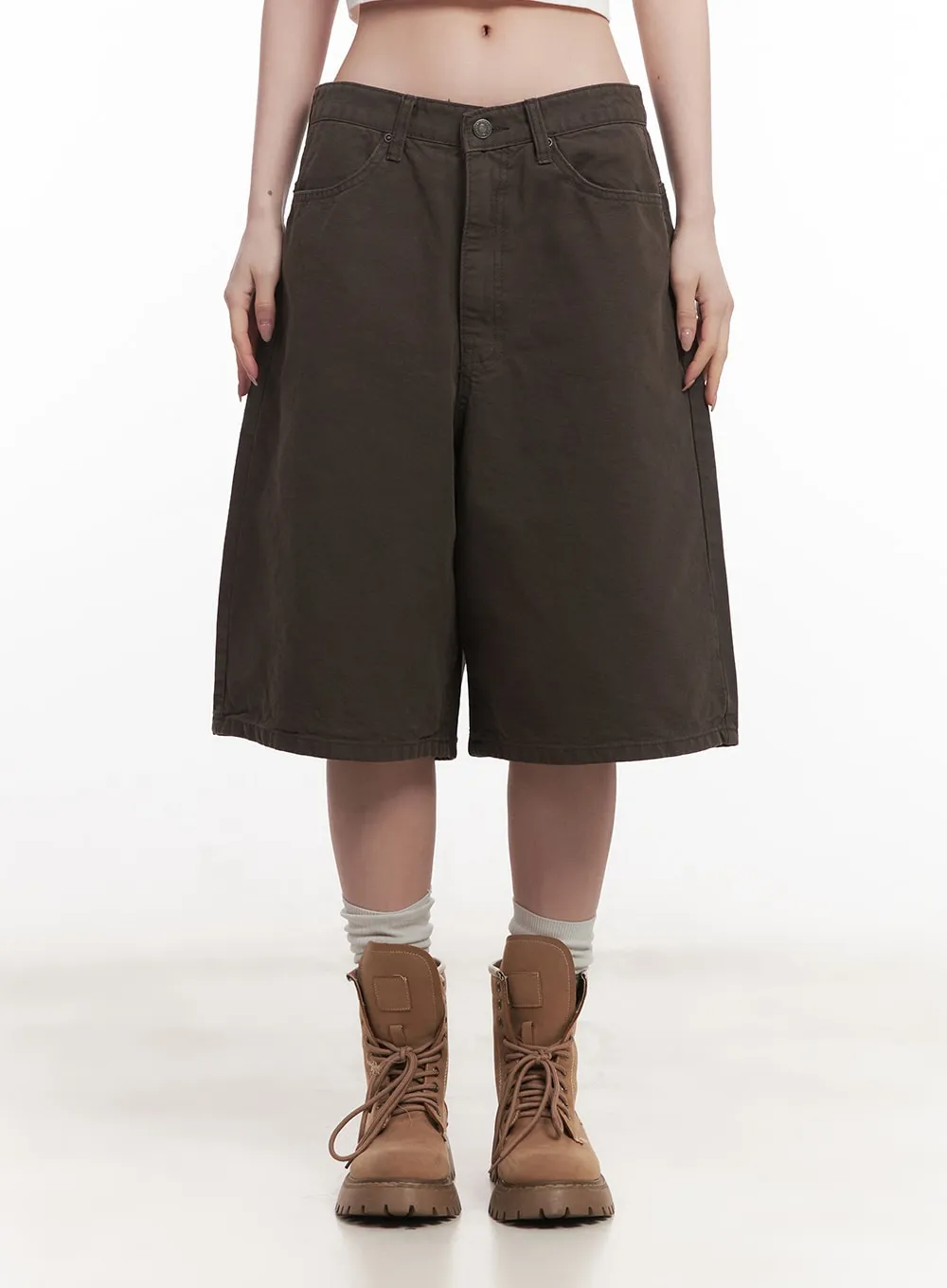 Wide-Fit Cotton Bermuda Shorts CM517