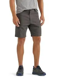 Wrangler ATG Men's Highland Cargo Short